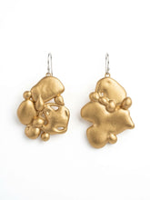 Load image into Gallery viewer, Gold Resin Earrings
