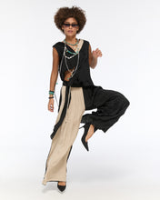 Load image into Gallery viewer, Asymmetrical draped black and beige pleated set
