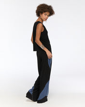 Load image into Gallery viewer, Black sleeveless set with blue architectural panels
