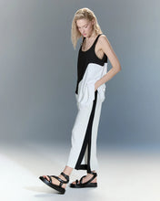 Load image into Gallery viewer, Blouse Black
