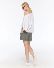Load image into Gallery viewer, White Blouse
