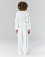 Load image into Gallery viewer, Blouse White
