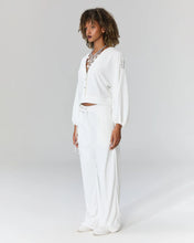 Load image into Gallery viewer, Blouse White
