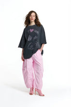 Load image into Gallery viewer, Black Graphic Print Washed Oversize Tunic
