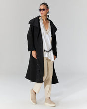 Load image into Gallery viewer, Jacket Black
