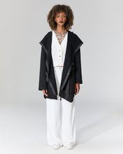 Load image into Gallery viewer, Jacket Black
