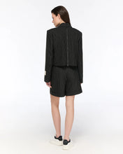 Load image into Gallery viewer, Black Jacket
