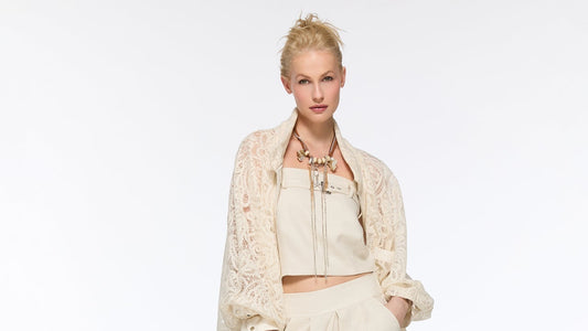 Sand removable-strap buckled crop top