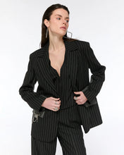 Load image into Gallery viewer, Black Jacket
