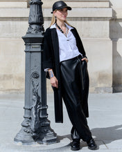 Load image into Gallery viewer, Poncho Black
