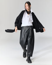 Load image into Gallery viewer, Poncho Black
