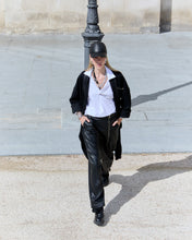 Load image into Gallery viewer, Poncho Black
