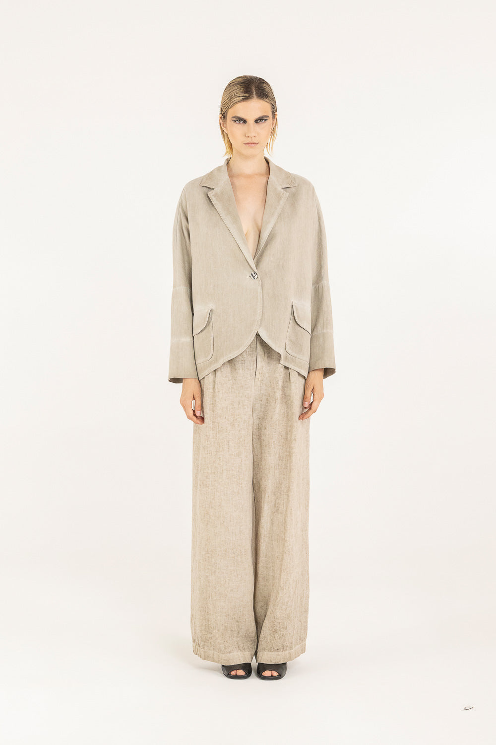 SAND SHELL BLAZER OVER