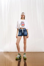 Load image into Gallery viewer, T-Shirt White
