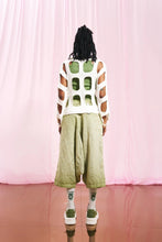 Load image into Gallery viewer, Olive Green Pleated Linen Trousers
