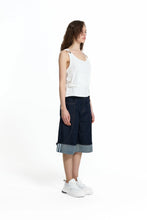 Load image into Gallery viewer, Blue Folded Hem Loose Fit Denim Bermuda Shorts
