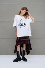 Load image into Gallery viewer, White Printed Oversize T-shirt
