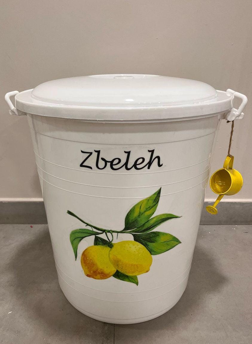 Zbeleh 40 litres bin