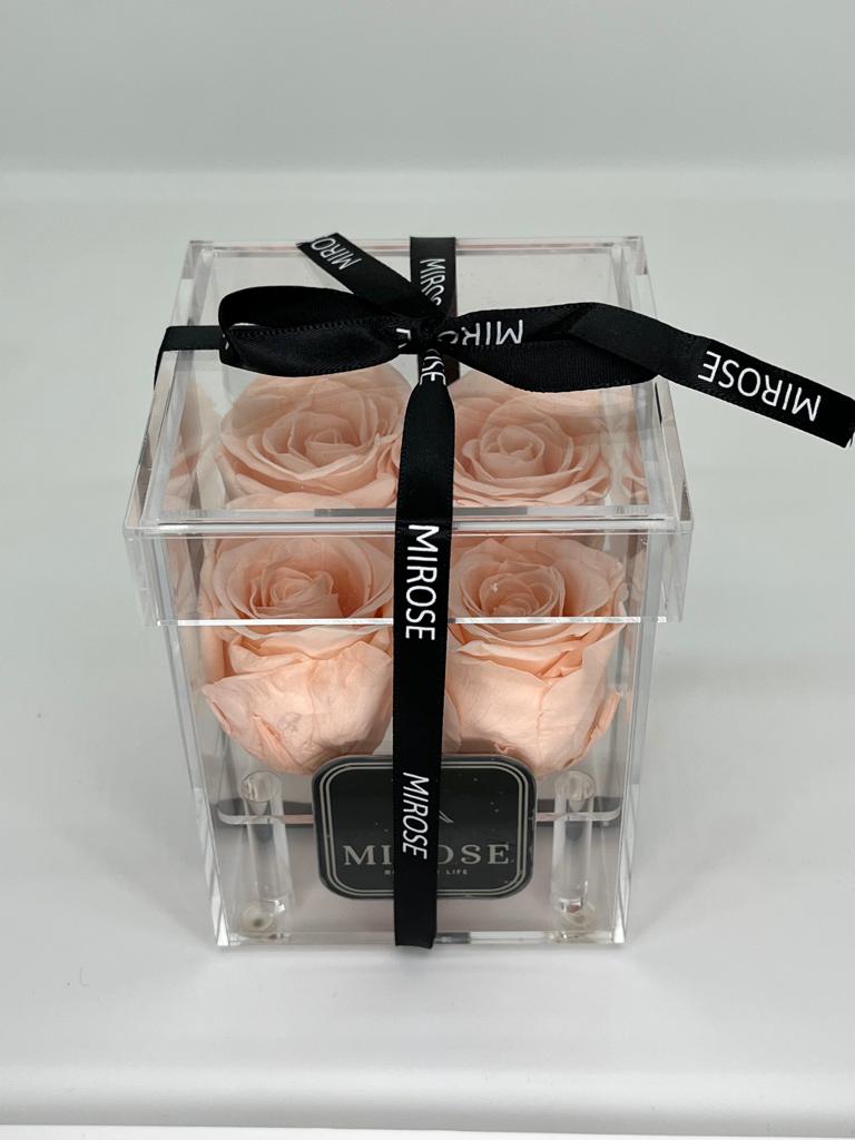 Square Medium 4 Roses