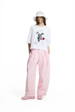 Load image into Gallery viewer, White Graphic Print Crop T-shirt
