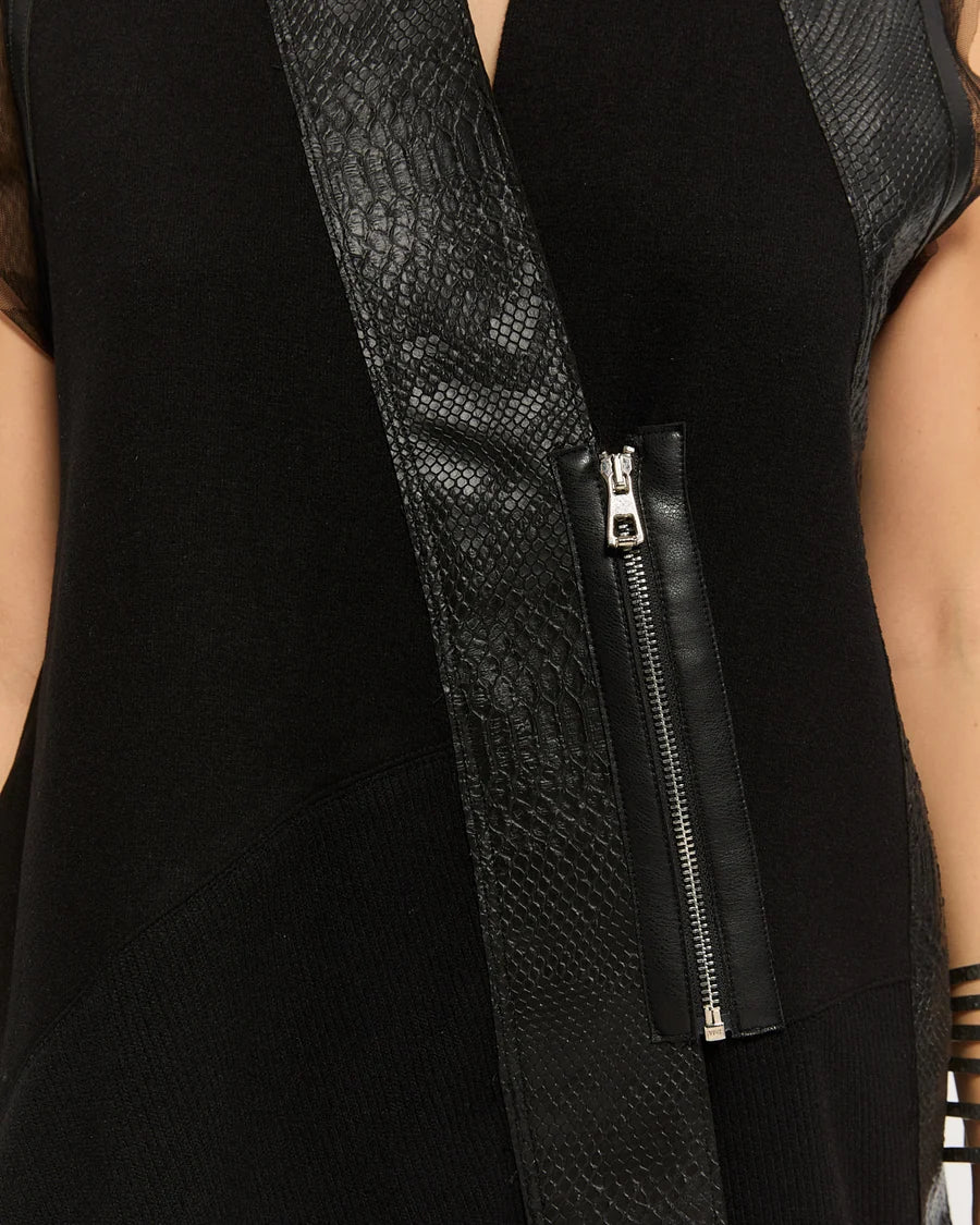 Black textured-panel vest